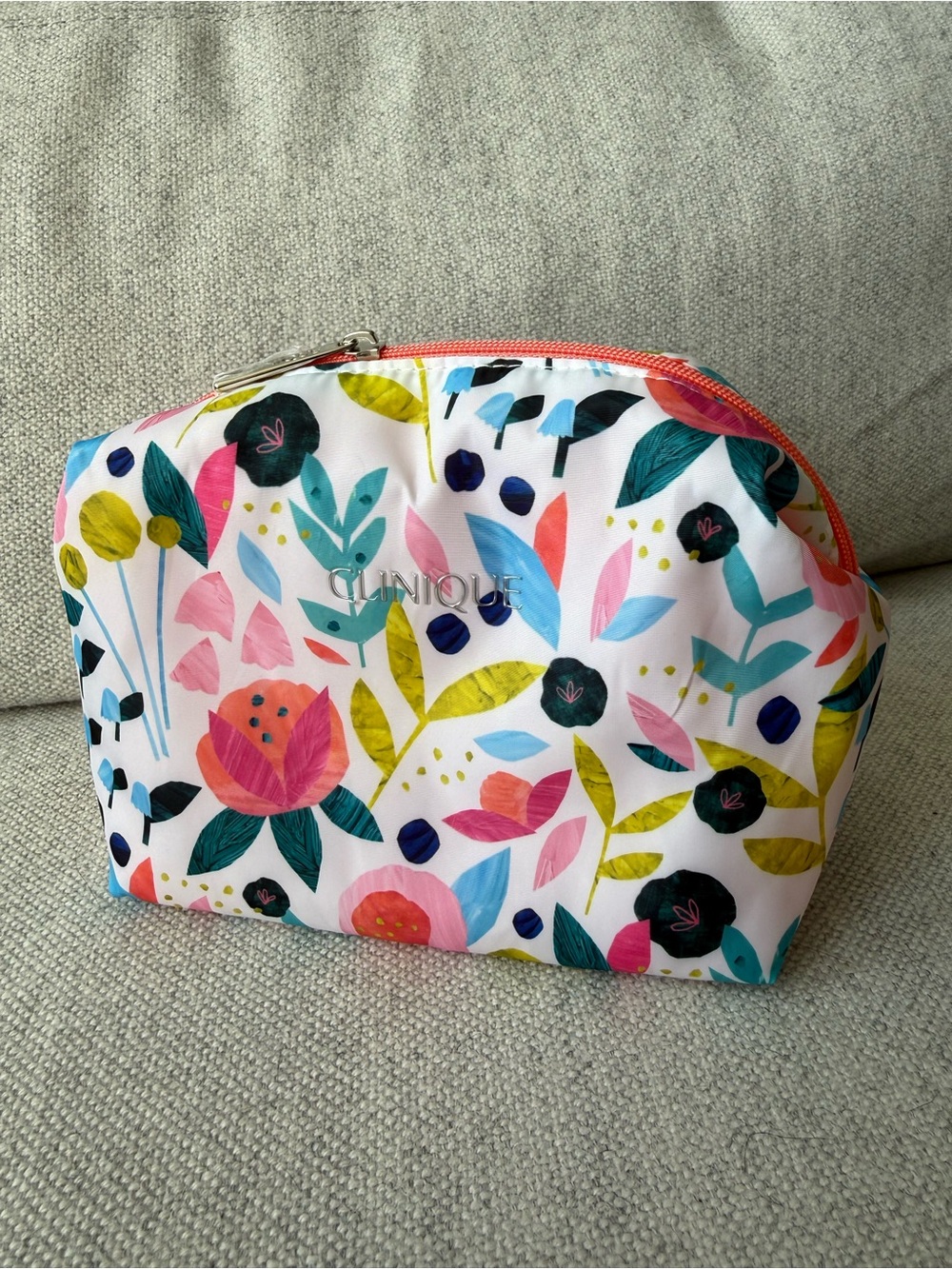 NEW Clinique Makeup Bag Travel Case Pink Floral Toiletry Cosmetic Pouch